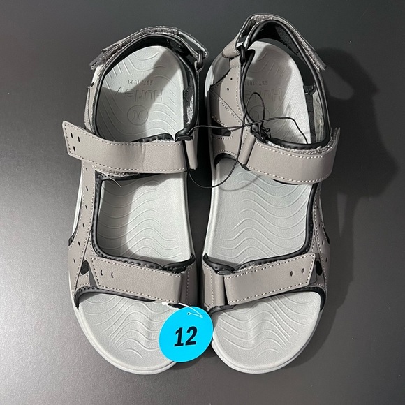 ***NWT*** Men’s Hurley Strapped Sandals - Picture 2 of 6
